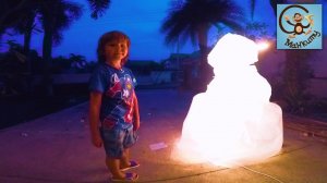 DIY Манкиту дети делают снеговика без снега. МанкиТайм / kids make a snowman