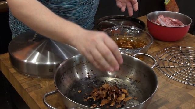 Как готовить в домашней коптильне | Копчение с эффектом пара | Рёбрышки горячего копчения