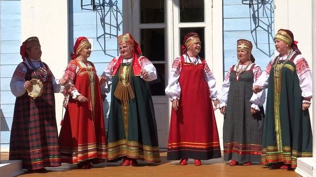 Народный коллектив фольклорный ансамбль 