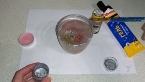 Как сделать новогоднюю гелевую свечу в бокале