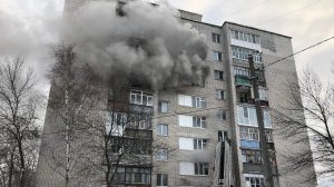 Сотрудники МЧС России спасли 26 человек во время пожара в многоэтажном доме в городе Чебоксары