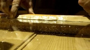 Оконная замазка из алифы и мела | Putty for windows from linseed oil and chalk