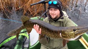 Трофейная ЩУКА на крупный СИЛИКОН! Большие или маленьние приманки? оз.Babītes.