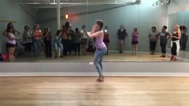 Sarah Zuccaro Kizomba Ladies Styling TOK4 смотреть онлайн