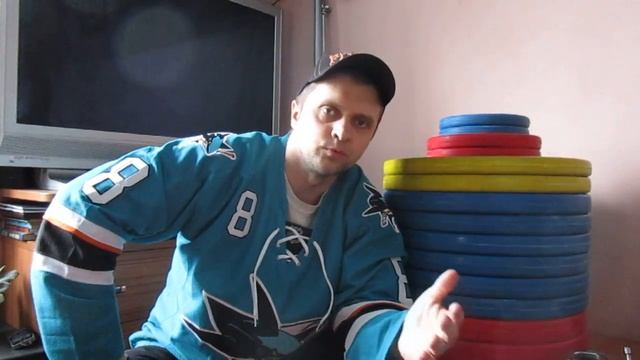 Штанга за 70000 рублей Тренажерный зал дома смотреть онлайн