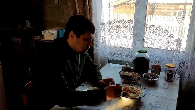 Вторая зимовка на даче. Картошка на печи. Заготовка Иван Чая. Дешевый дом своими руками.