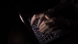 ASMR Typing on my MacBook Air 2 - Laptop in the Dark