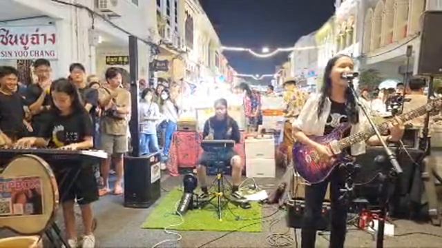 LIVE 🎸 @Queenonstreet Band 🎤 at Old Town @vesnav @mefamusic@iconrealm смотреть онлайн