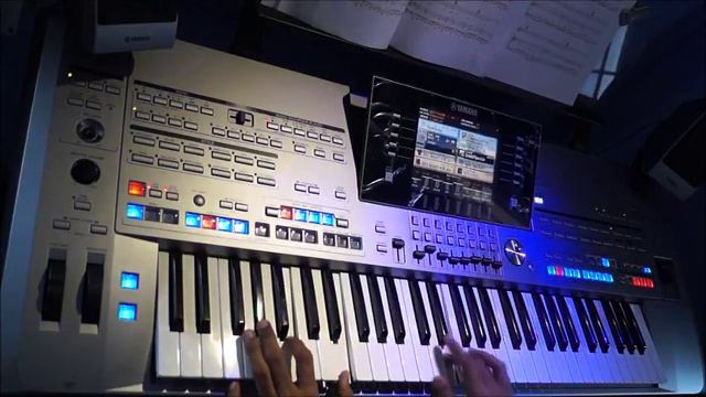 Tyros 5 - My Heart Will Go On - Celine Dion (Titanic - Instrumental Cover) смотреть онлайн