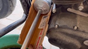 Harley davidson XL 883 Iron sportster how to change engine oil замена масло в двигателе 20w-50 4T
