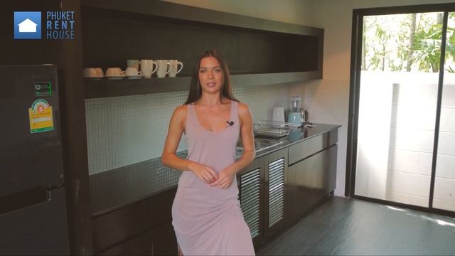 Вилла на Острове Пхукет с Окнами от Пола до Потолка.