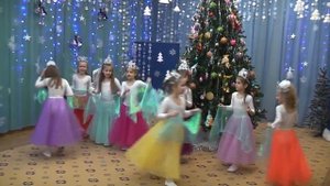 чудесная новогодняя песня  "Зимушка снежная"