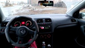 Volkswagen Polo седан 2010 отзыв реального владельца.
