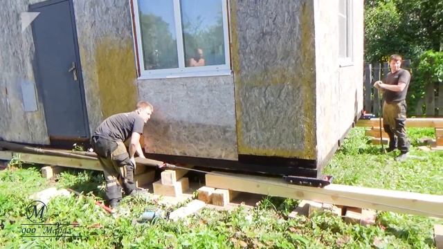 Перемещение дома на свайный фундамент