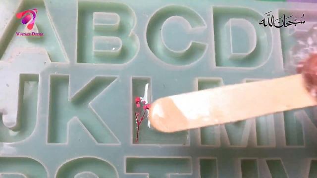 How to use Epoxy Resin For Beginners / RESIN ART | Epoxy Resin kasy istmal kry | Vintage Desire #2 смотреть онлайн