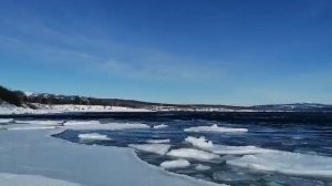 Оторвало лёд.  Рыбалка в Де Кастри 22.02.2022г