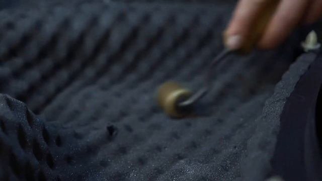 Шумоизоляция автомобиля Mitsubishi Outlander материалами Шумoff, сравнение веса и шума до и после