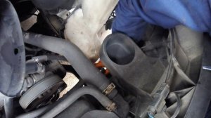 How to remove the front face VW Crafter 2 5 / Как снять переднию морду VW Crafter 2 5