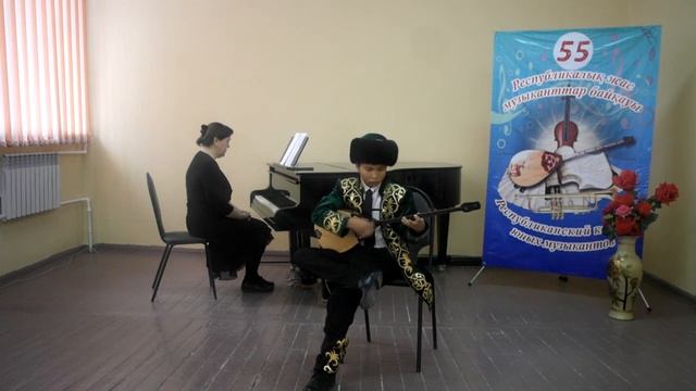 Сағыналы Мейрамбек - домбыра, средняя группа, Дарьинская ДМШ, препод. Байдельдинова А.Е. смотреть онлайн