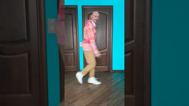 УЧИМ САМОЕ ПРОСТОЕ БАЗОВОЕ ДВИЖЕНИЕ НОГАМИ! ШАФФЛ ОБУЧАЛКА! #dance #шаффл #shuffledance #танцы