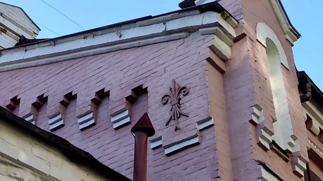 Городецкий и тайны архитектуры. За год "отгрохали" Дом с химерами, да? Сам Шерлок был бы в шоке... смотреть онлайн