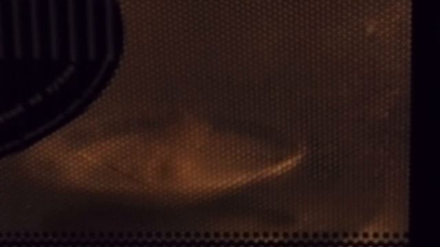 Опытный Гений №29 Новогодний выпуск свечка + мыло в микроволновке смотреть онлайн