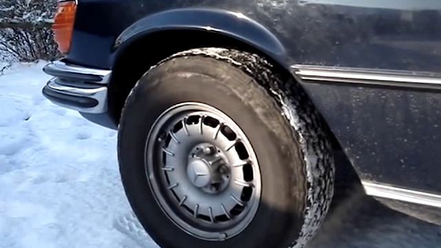 Suspension oléopneumatique avant de la Mercedes 450 SEL 6.9 смотреть онлайн