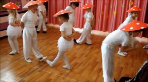 Танец "Мухоморы"