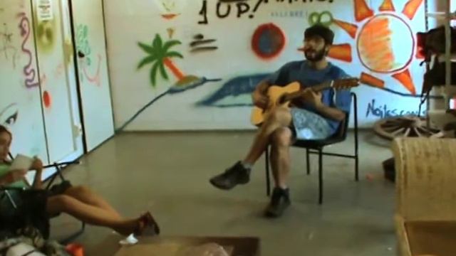 FLORES SOB O SOL - BRS