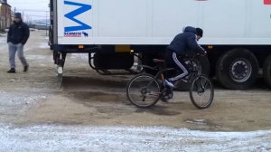 бернаут на велосипеде