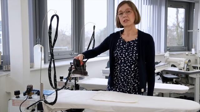 HOW TO: Use the Industrial Steam Iron safely смотреть онлайн