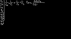 Три последовательно соединенных конденсатора с емкостями С1 = 100 пФ, С2 = 200 пФ, С3 = 500 пФ подк