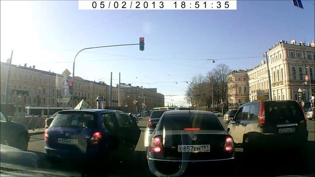 Чуть не потеряла колпак...и дедулю смотреть онлайн