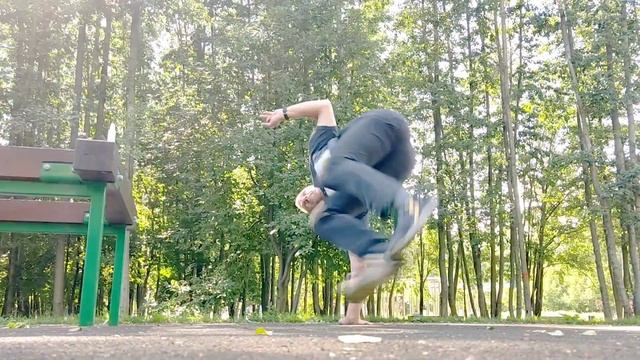 физкультура в парке, муз.@Mestre Liminha смотреть онлайн