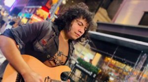 Queen - The Show Must Go On - Guitar street performance - Cover by Damian Salazar