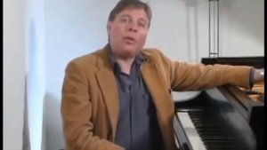 Пианино или кабинетный рояль (upright piano vs baby grand piano)?
