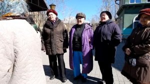 Павел Сивков (гармонь) и Уральские бабушки - "Как родная меня мать провожала" и "Катюша".