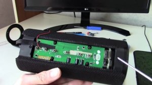Дефект Tronsmart Element T6 Plus - замена батареи. Как бережно вскрыть колонку