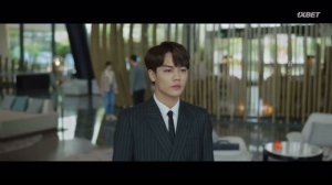 Первая встреча после растования спустя 3 года (она узнала что теперь он видит)