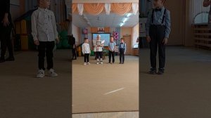 Робот для мамы. Сценка на 8 марта старшая группа.