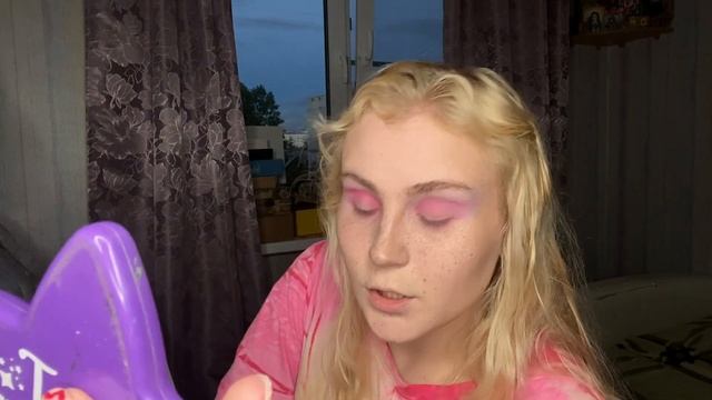 Макияжусь и болтаю вместе с вами ? смотреть онлайн