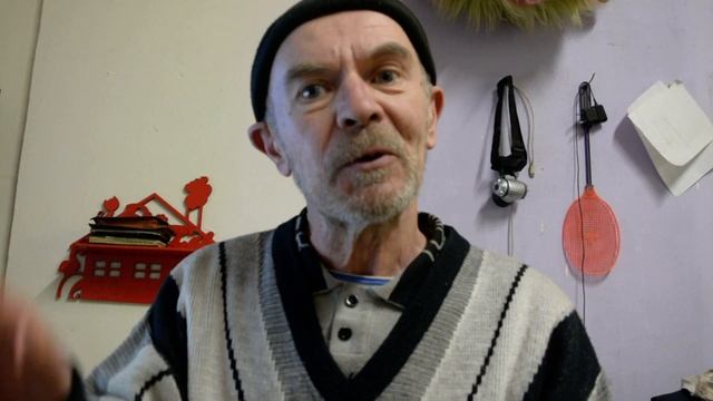 Анекдот про туристов и деда смотреть онлайн