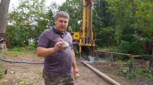 НАШЛИ ВОДУ! Бурение скважины на воду  Откуда в скважине вода