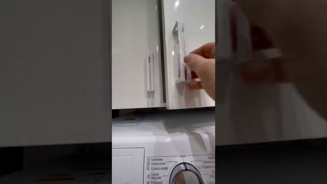 Встроенная мебель - лучшее решения для маленького санузла 👌