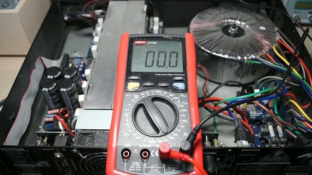 Профессиональный усилитель Behringer: подходит ли он для дома? ) смотреть онлайн