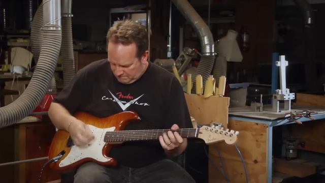 2012 Custom Deluxe Stratocaster® | Fender Custom Shop | Fender смотреть онлайн