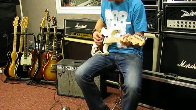 Fender Deluxe Reverb '79 + Fender Deluxe Stratocaster HSS смотреть онлайн