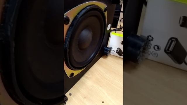 Bass sound test in Room stereo [Microlab stereo]