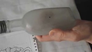 точечная роспись бутылки