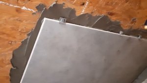 Укладка плитки на потолок над печкой. Часть 2.